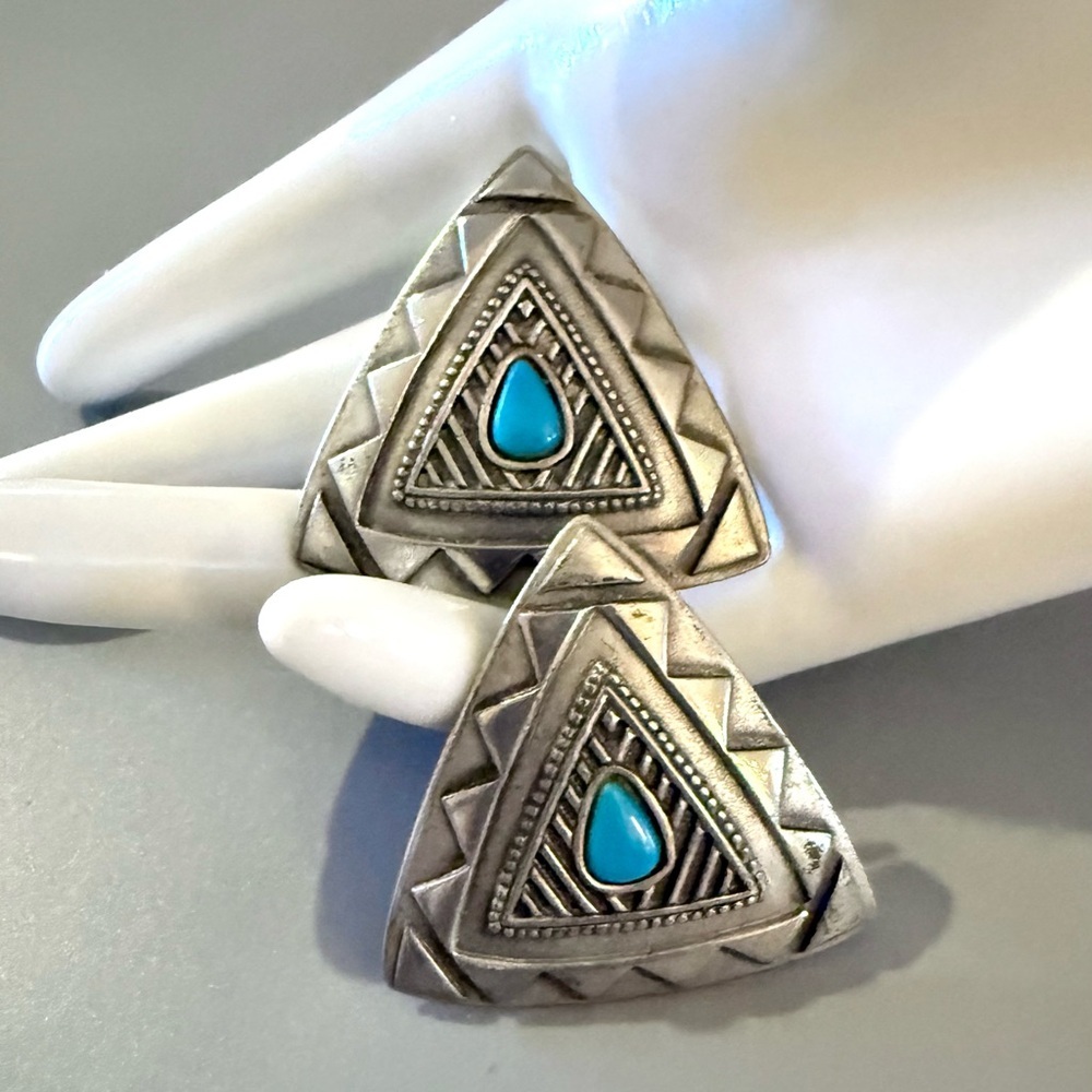 VTG JJ Janette 1988 Pewter Southwestern Faux Turquoise Earrings